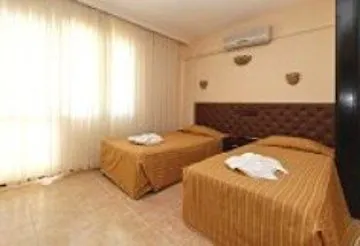 Alibabam Apart Hotel Κουσάντασι